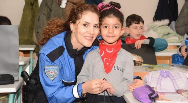 İlkokul öğrencilerine güvenlik eğitimi