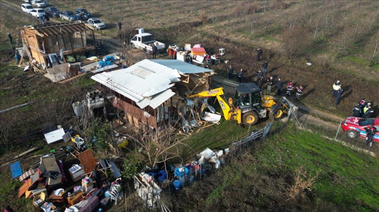 İnegöl Belediyesi  kaçak yapıyı affetmiyor
