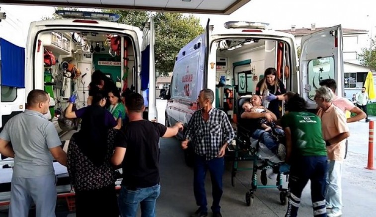 İnegöl'de 1'i bebek 6 kişi yaralandı