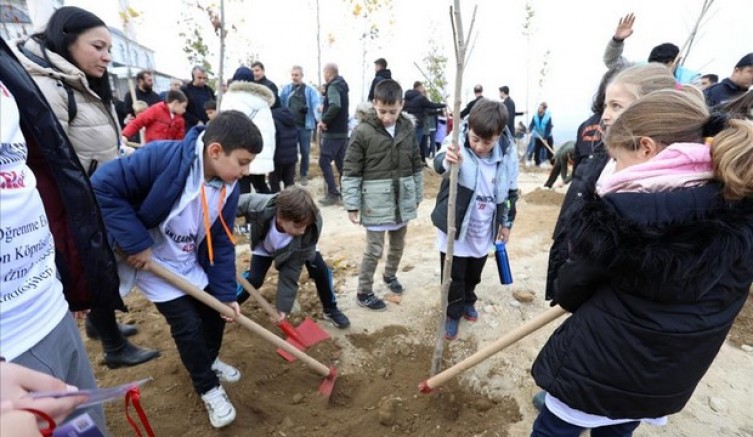 İnegöl’de Fidanlar Toprakla Buluştu