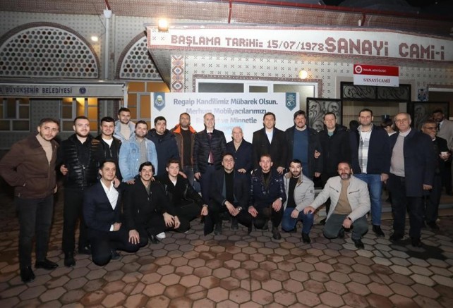 İnegöl'de gelenek bir kandilde daha sürdü