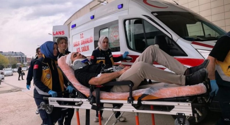 İnegöl'de ortalığı savaş alanına çevirdiler: 4 yaralı