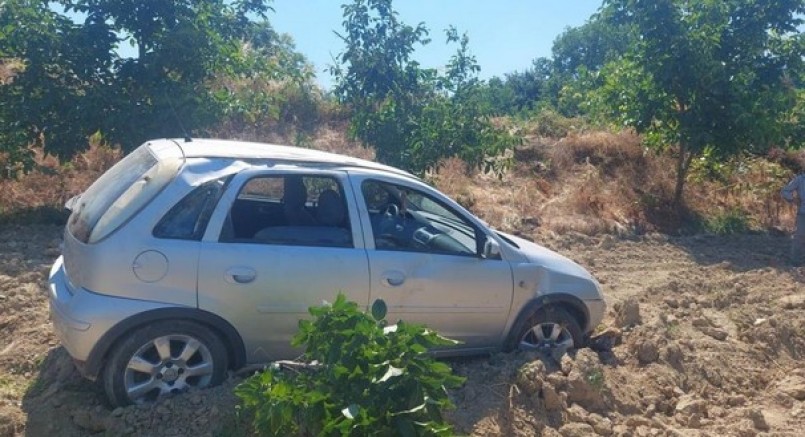 İnegöl'de otomobil meyve bahçesine uçtu: 4 yaralı