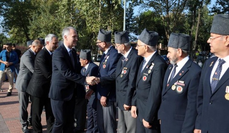 İnegöl’de Zafer Bayramı kutlamaları başladı