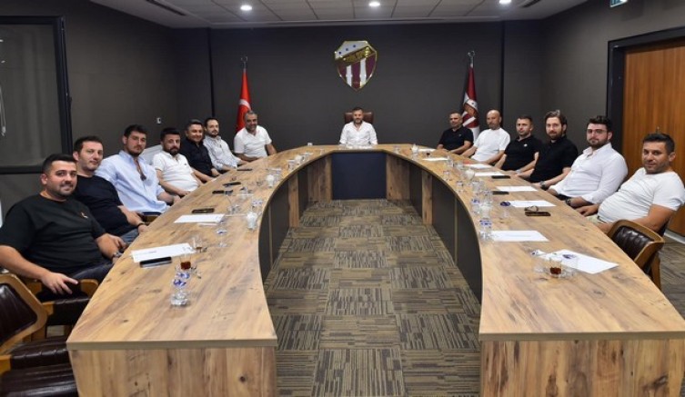 İnegölspor'da görev dağılımı tamam