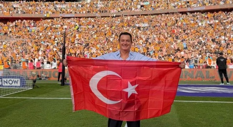 İngiltere'de tarih yazan Türk başkan!