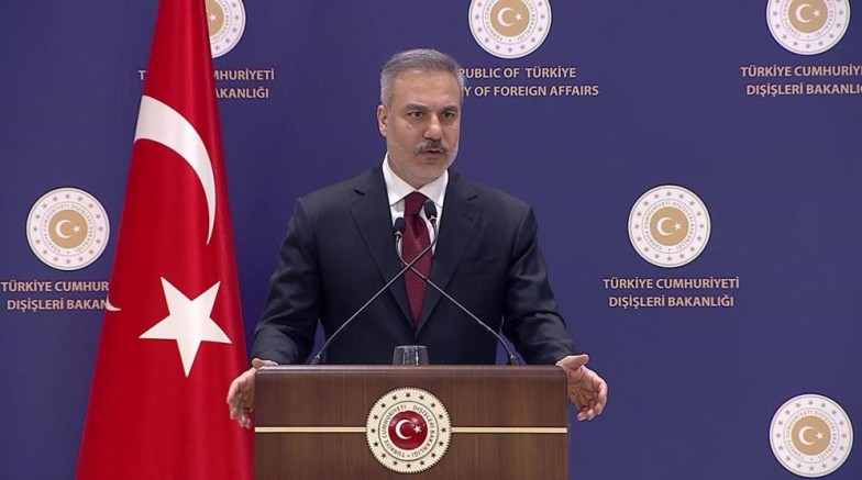 İran'da askeri müdahaleye karşıyız