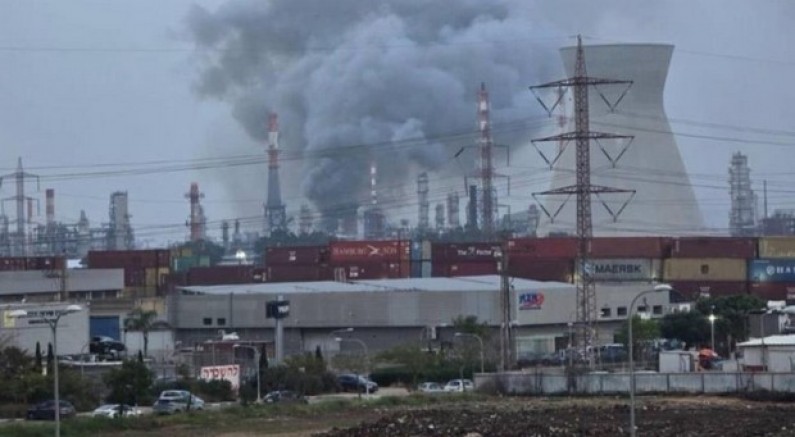 İran, İsrail’deki Hayfa Petrol Rafinerisi’ni hedef aldı