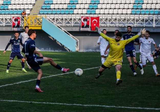 İvko Gancev ilk maçını farklı kazandı