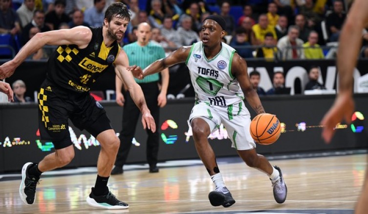 İyi oyun yetmedi: 83-77
