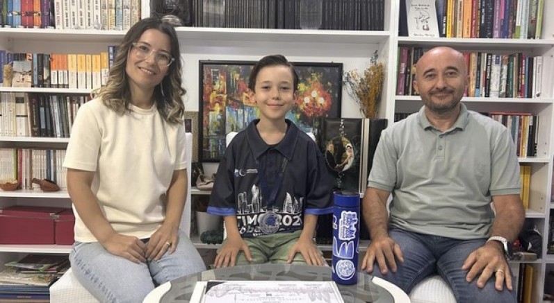 İzmirli Ilgaz Bakü'den gümüş madalyayla döndü