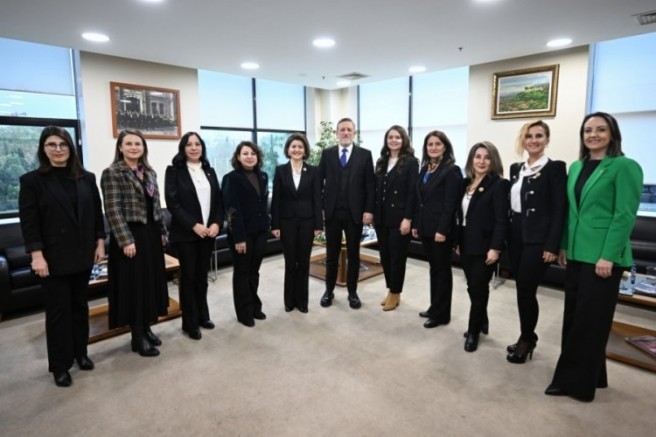 Kadın Liderler artık daha güçlü gelecek!