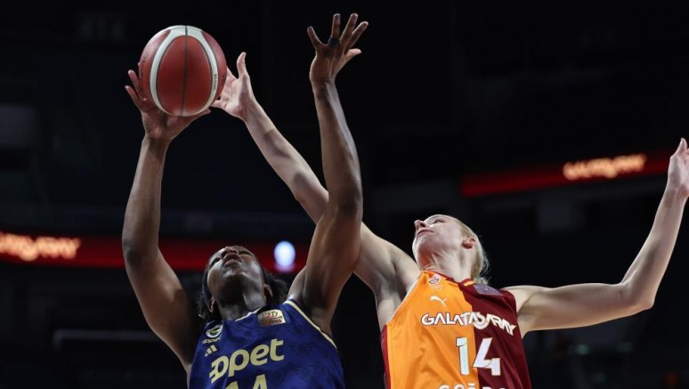 Kadınlar basketbolda derbi heyecanı