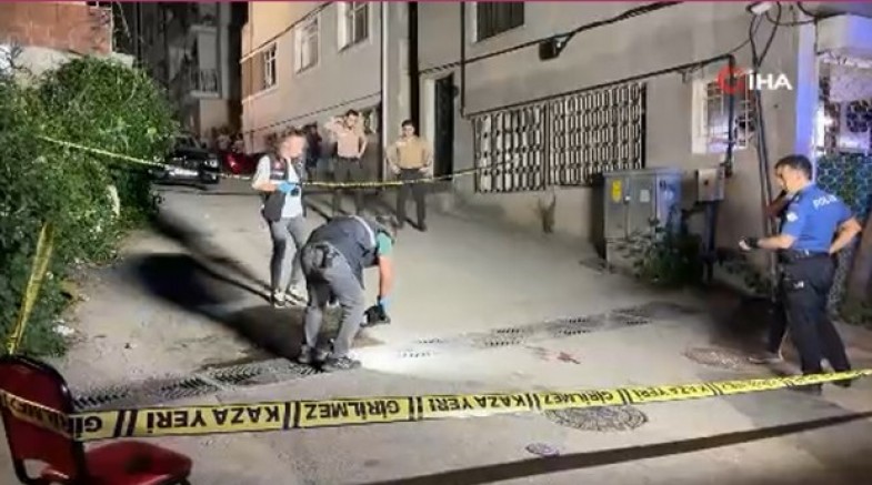 Kahvede başlayan tartışma kanlı bitti: 2 yaralı