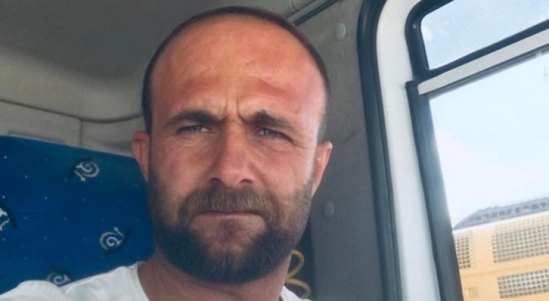 Kamyon ile tırın çarpıştığı kazada sürücü hayatını kaybetti