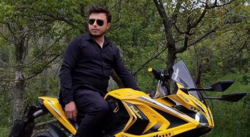 Kamyonla çarpışan motosikletin sürücüsü hayatını kaybetti