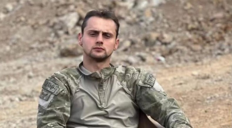 Kamyonun altına aldığı sürücü yaşam savaşını kaybetti
