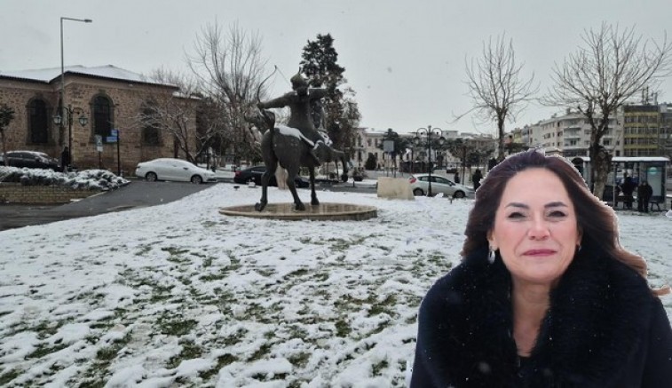 Kar yağışına çok sevinen Başkan