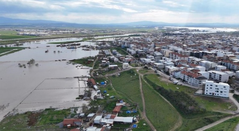 Karacabey Ovası sular altında kaldı