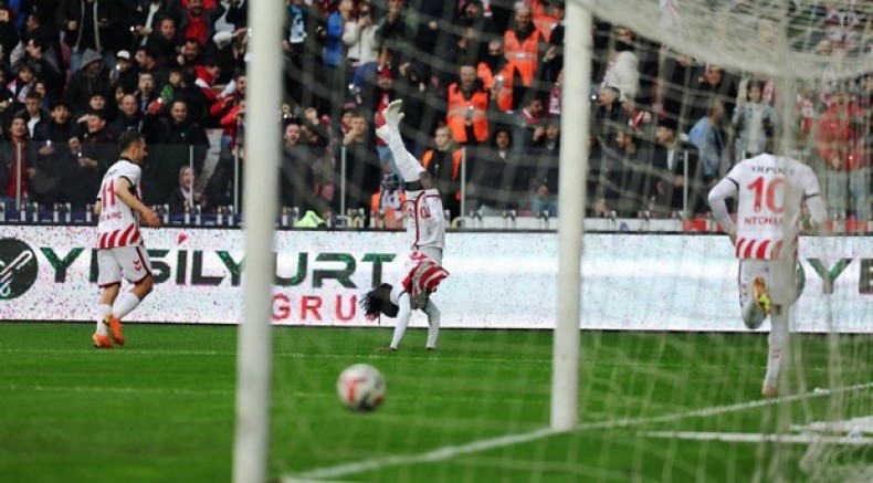 Kartal Samsun'da yıkıldı: 2-1