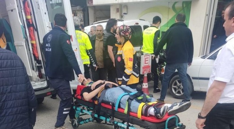 Kastamonu’da motosiklet otomobile çarptı: 1 yaralı