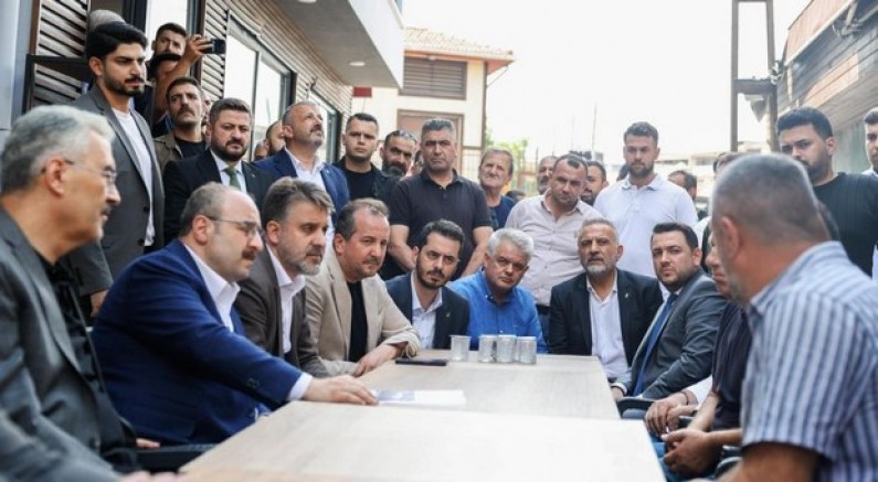 Kayhan Çarşısı'nda yaralar sarılıyor