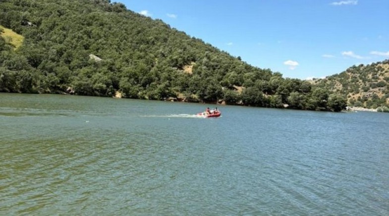 Kayıp olarak aranan kadının cesedi gölette bulundu