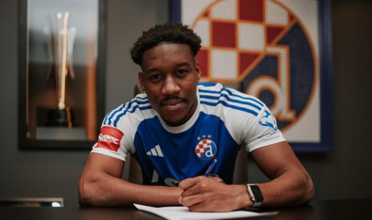 Kayserispor’a yeni sağ bek