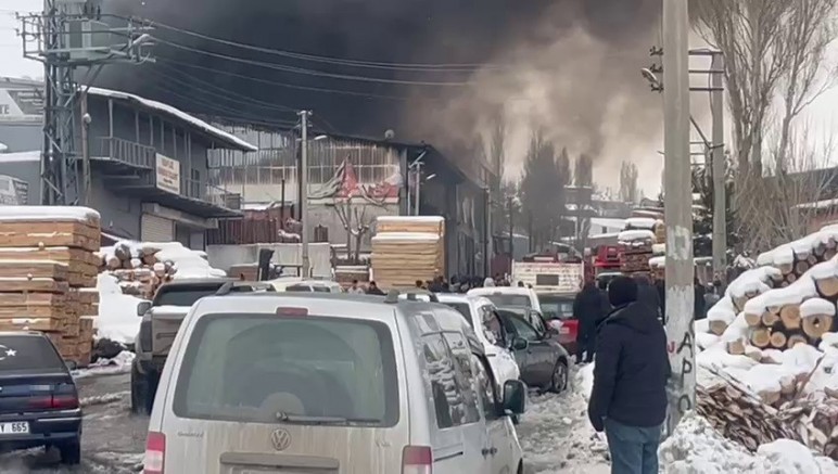 Kereste fabrikasında patlama: 5 yaralı