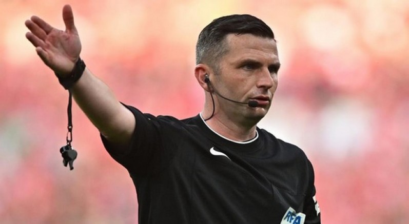 Kosova-Türkiye maçını Michael Oliver yönetecek