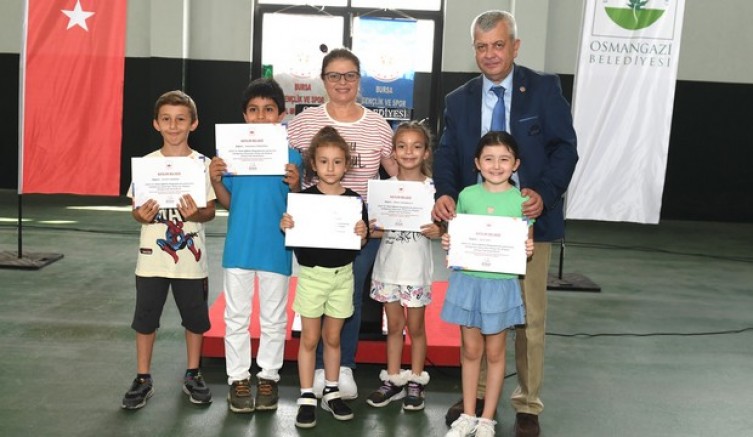 Küçük raketler sertifikalarını aldı