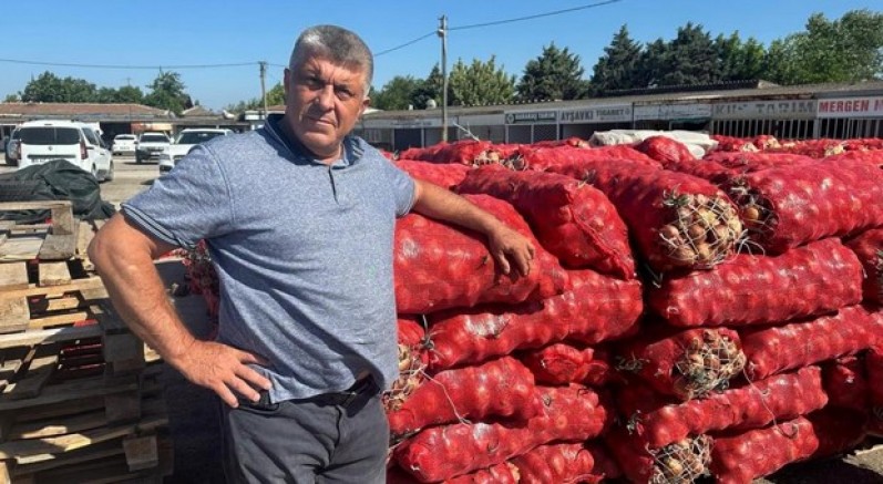 Kuru soğan çiftçinin yüzünü güldürdü
