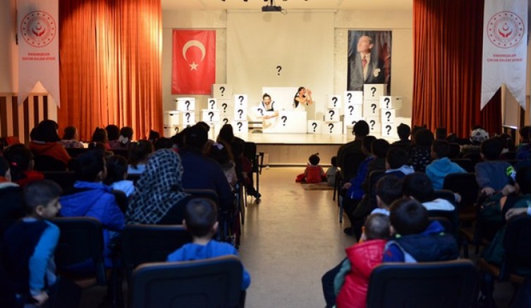 ‘Kutu’ kimsesiz çocuklar için açıldı