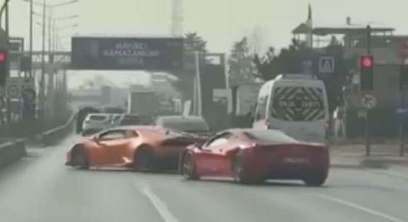 Lamborghini ve Ferrari sürücülerine 100 bin TL ceza