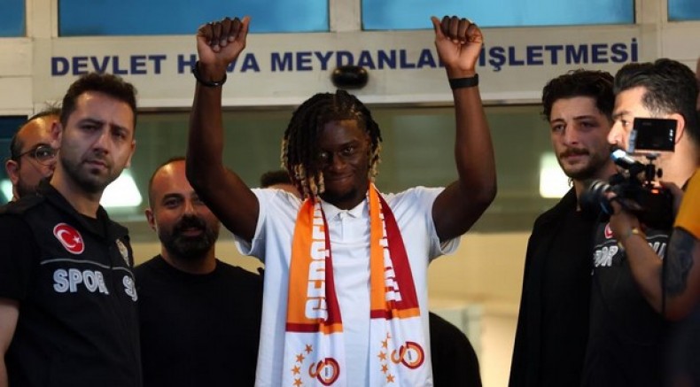 Lesley Ugochukwu, İstanbul'a geldi