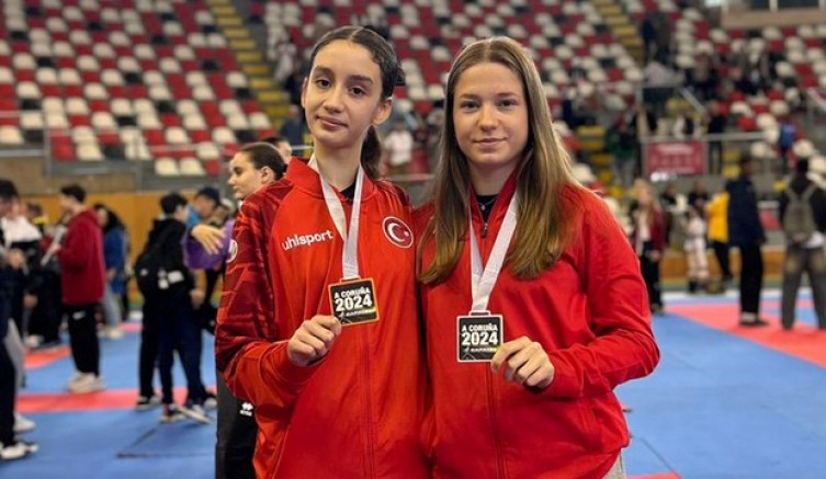 Madalyalar İspanya'dan