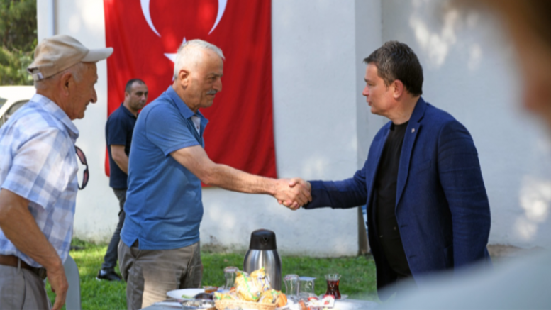 Makamda oturan değil sahada olan başkan!