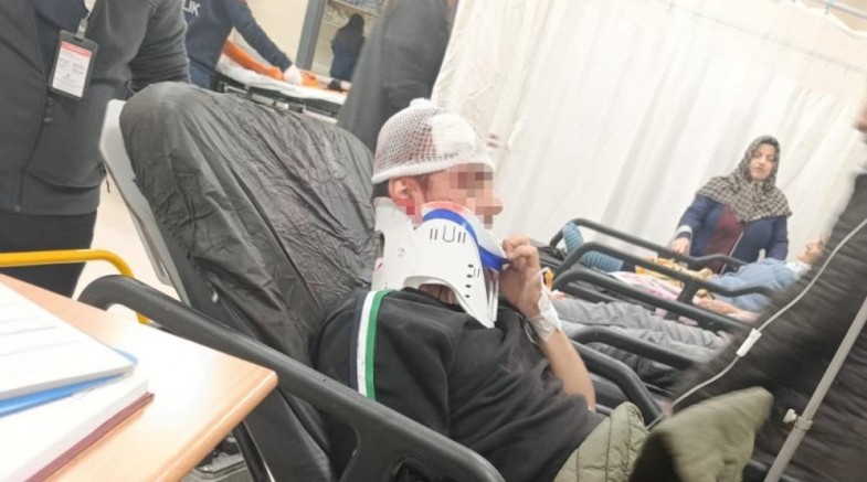 Malatya'da otobüs ile otomobil çarpıştı: 2 yaralı