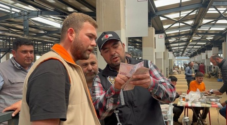 Mali Polis çetin pazarlığa dahil oldu