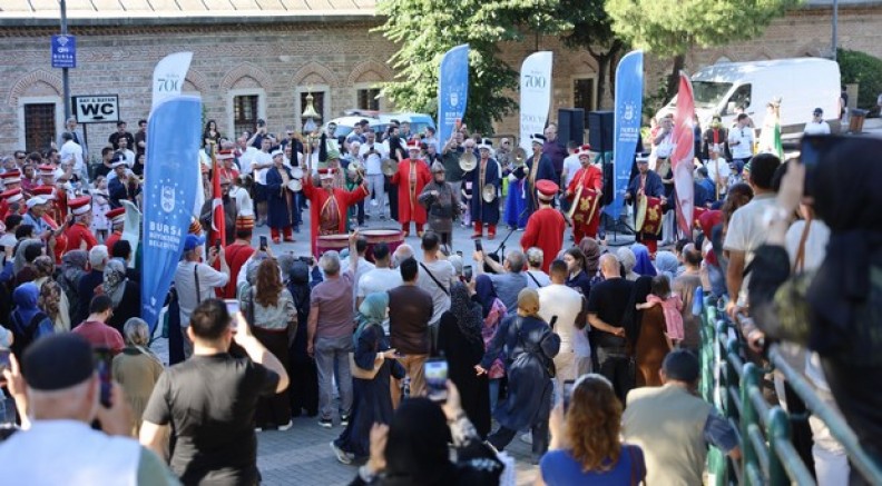 Mehter sesleri bu kez Gazi Orhan Parkı'nda yükseldi