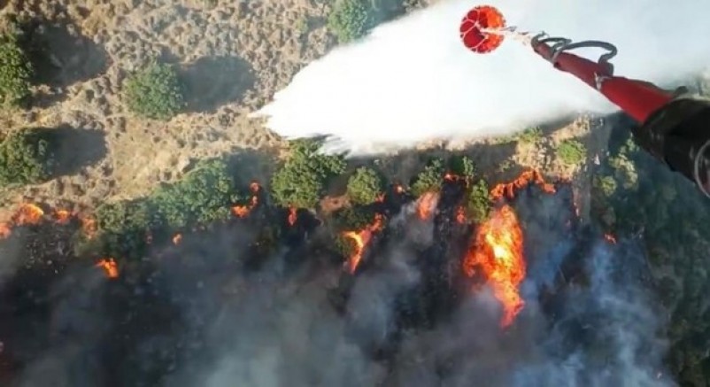 Menemen’deki yangına havadan 6 uçakla müdahale