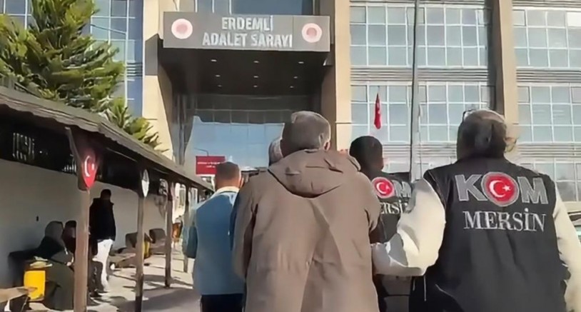Mersin'de binlerce tarihi eser ele geçirildi