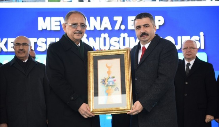 Mevlana'da anahtarlar teslim edildi