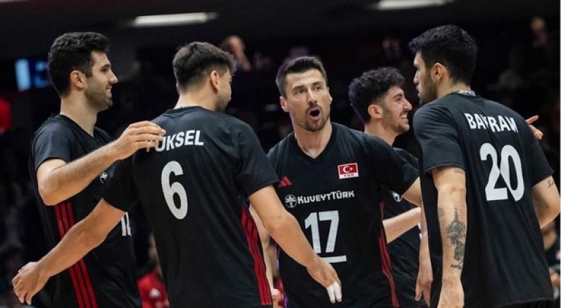Milliler, Kanada'yı mağlup etti