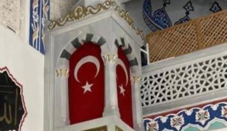 'Minberler bayrakla süslensin' teklifi