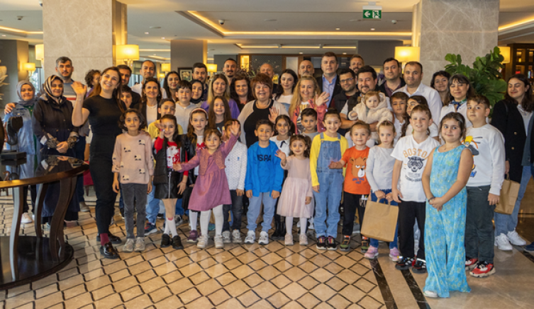 Minik Yeşilova’lılar 23 Nisan’ı coşkuyla kutladı