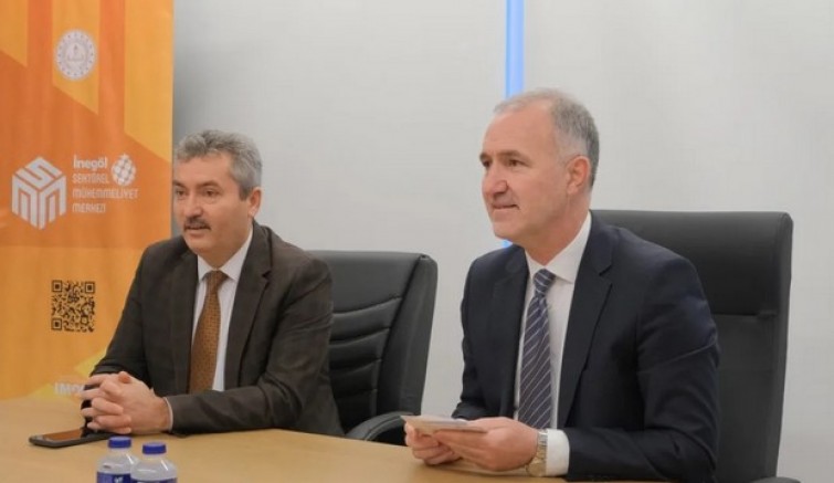 “Mobilya Üretiminde Atık Yönetimi” Eğitimi
