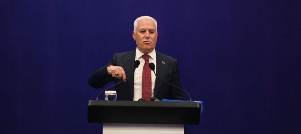 Mustafa Bozbey o ismi görevden aldı!