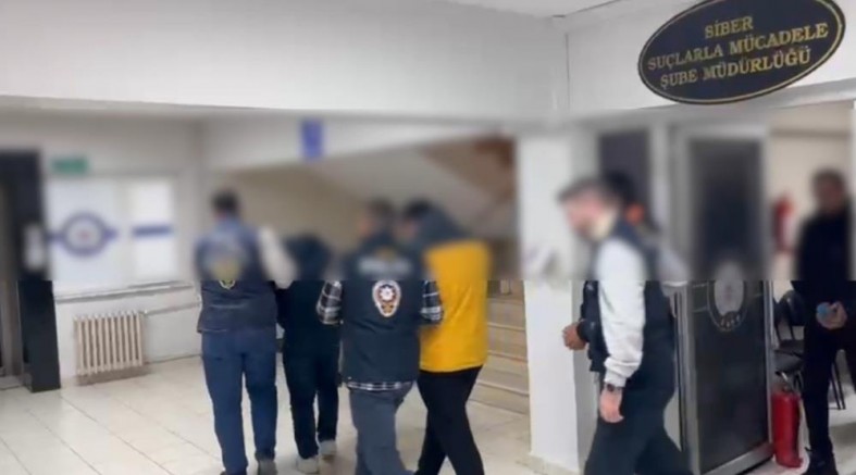 Müstehcenlik operasyonunda 13 tutuklama
