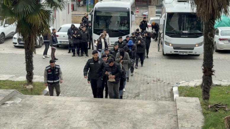 Müstehcenlik operasyonunda 3 tutuklama